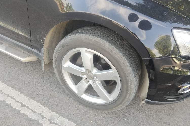 Used Audi Q5 2016 40 TFSI Technology Edition Right Front Wheel Hub