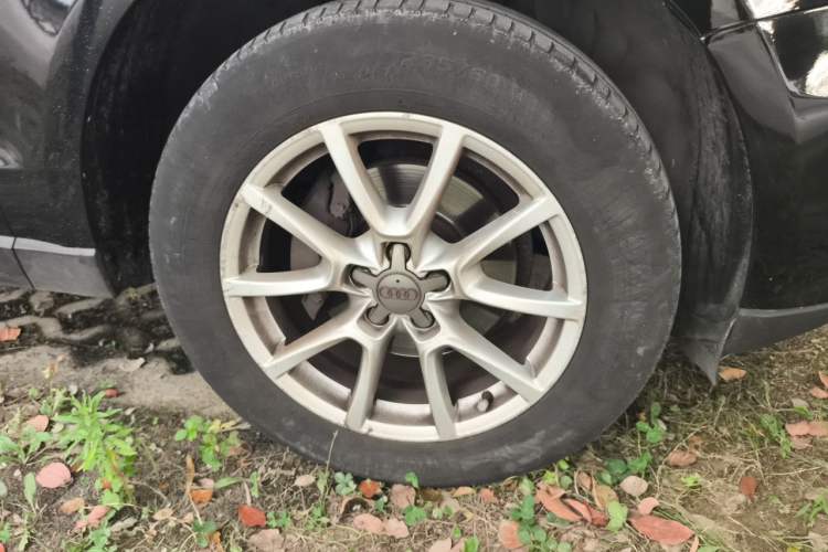 Used Audi Q5 2016 40 TFSI Trendy Edition Right Front Wheel Hub