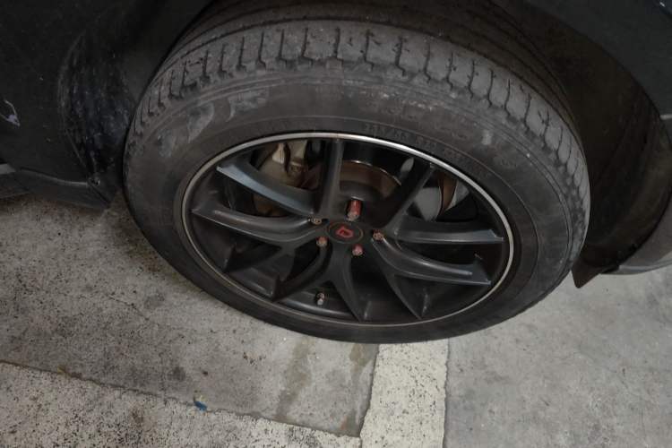 Used Audi Q5 2016 40 TFSI Technology Edition Right Front Wheel Hub