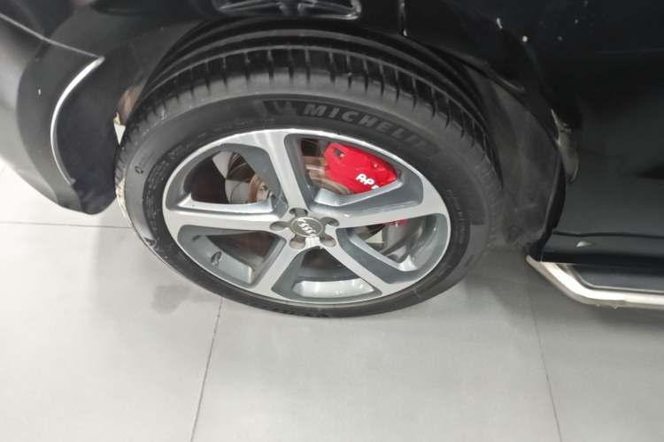 Used Audi Q5 2016 Plus 40 TFSI Dynamic Model Right Rear Wheel Hub