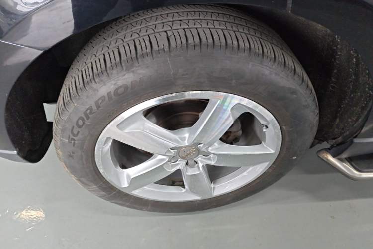 Used Audi Q5 2016 40 TFSI Technology Edition Right Rear Wheel Hub
