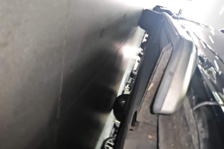 Used Audi Q5 2016 Plus 40 TFSI Dynamic Model Right Side Sill