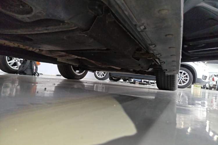 Used Audi Q5 2016 40 TFSI Technology Edition Right Side Sill