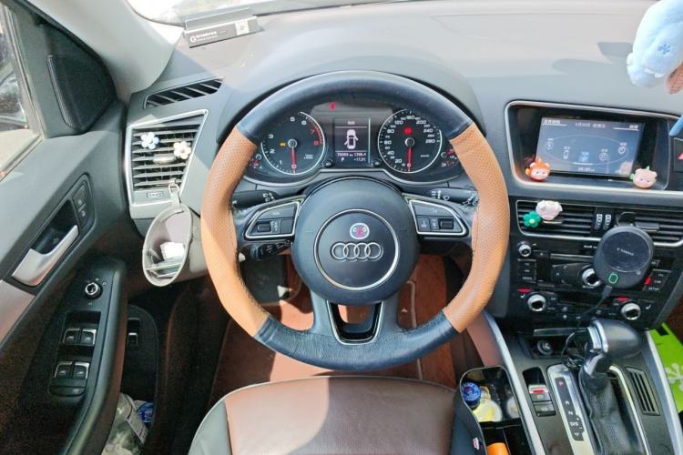 Used Audi Q5 2016 40 TFSI Technology Edition Steering Wheel