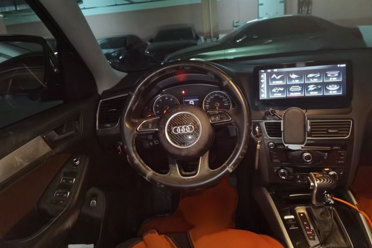 Used Audi Q5 2016 40 TFSI Technology Edition Steering Wheel