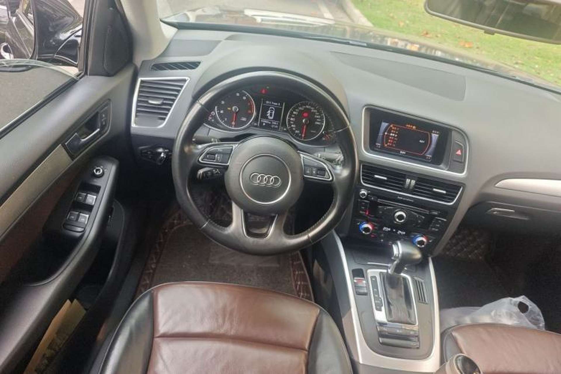 Used Audi Q5 2016 40 TFSI Technology Edition Steering Wheel