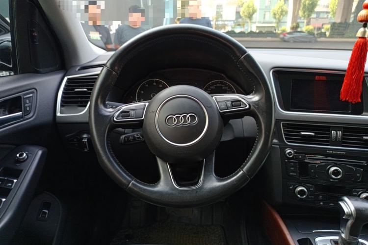 Used Audi Q5 2016 40 TFSI Technology Edition Steering Wheel
