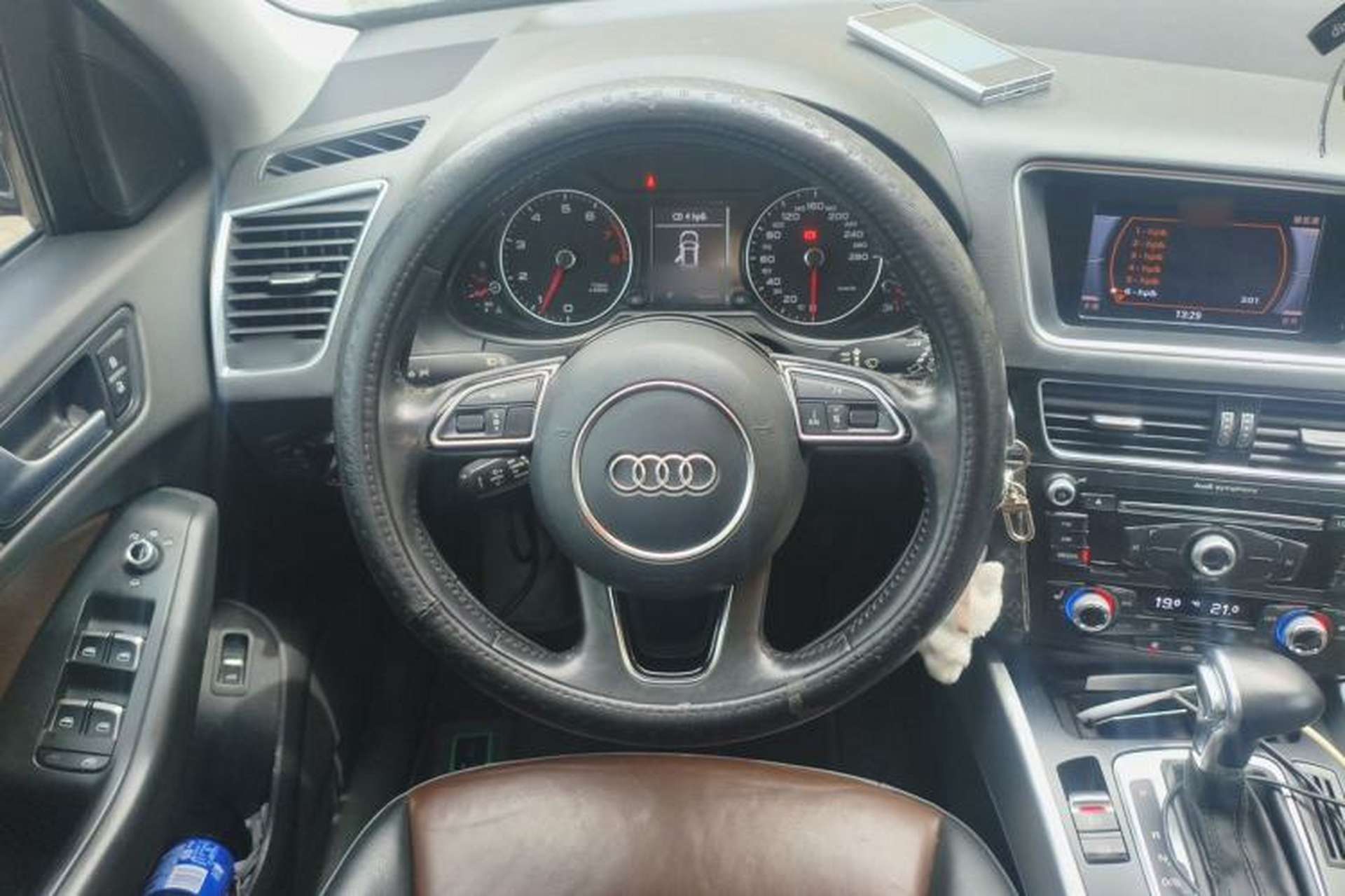 Used Audi Q5 2016 40 TFSI Technology Edition Steering Wheel