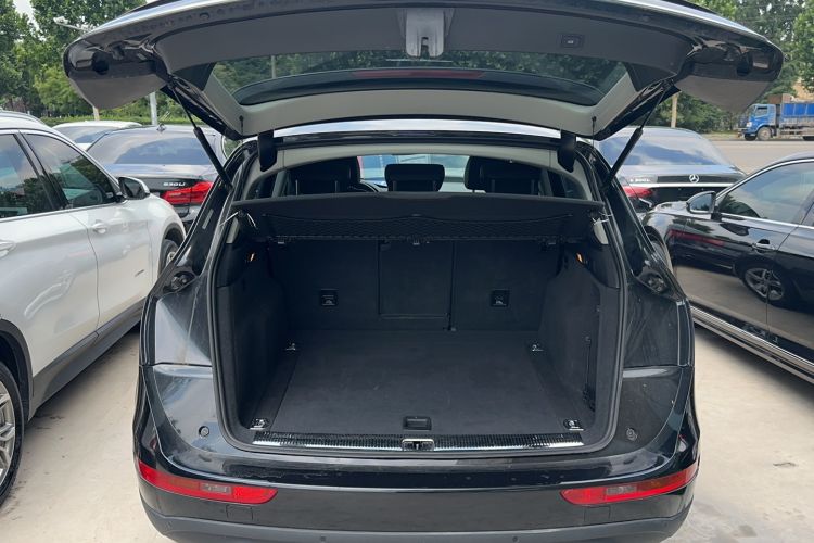 Used Audi Q5 2016 40 TFSI Technology Edition Trunk
