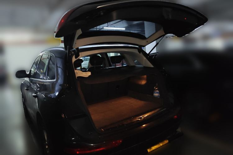 Used Audi Q5 2016 40 TFSI Technology Edition Trunk