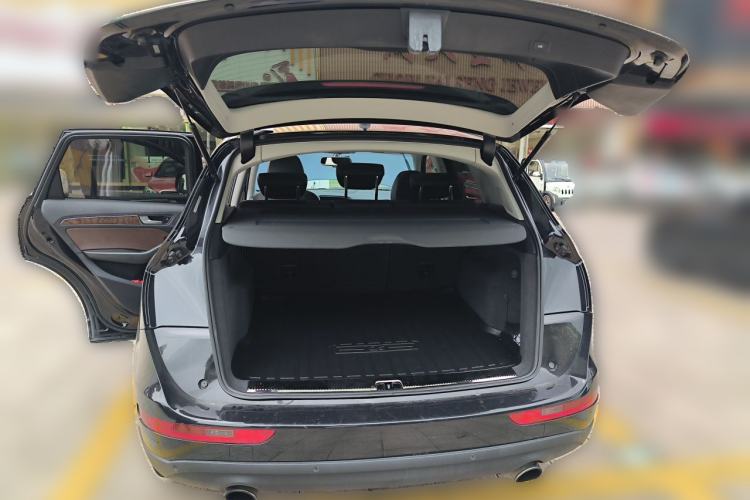 Used Audi Q5 2016 40 TFSI Technology Edition Trunk