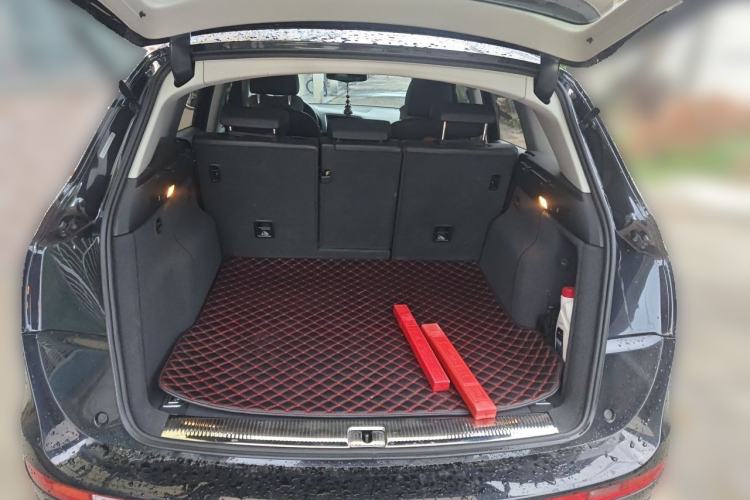 Used Audi Q5 2016 40 TFSI Technology Edition Trunk
