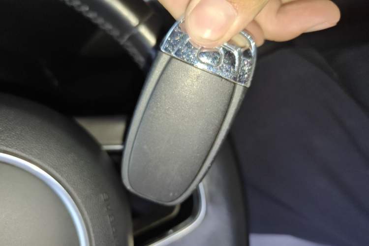Used Audi Q5 2016 40 TFSI Trendy Edition Vehicle Key
