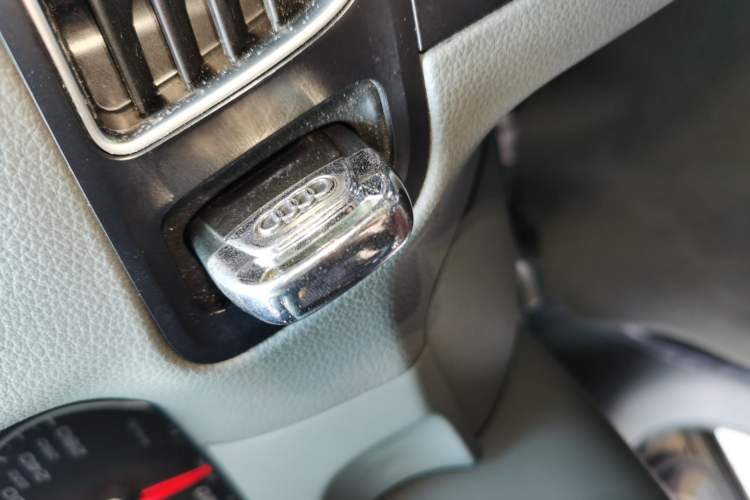 Used Audi Q5 2016 40 TFSI Trendy Edition Vehicle Key