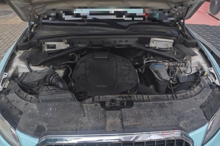 Used Audi Q5 2016 40 TFSI Technology Edition Engine Bay