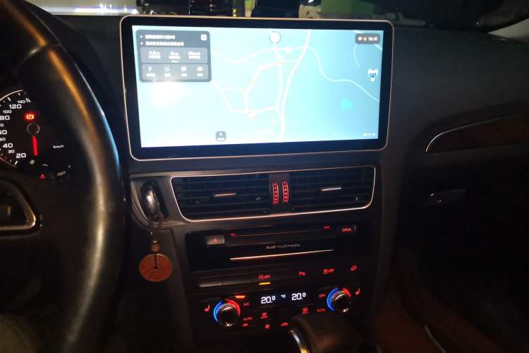 Used Audi Q5 2016 40 TFSI Comfort Model Audio And AC Panel