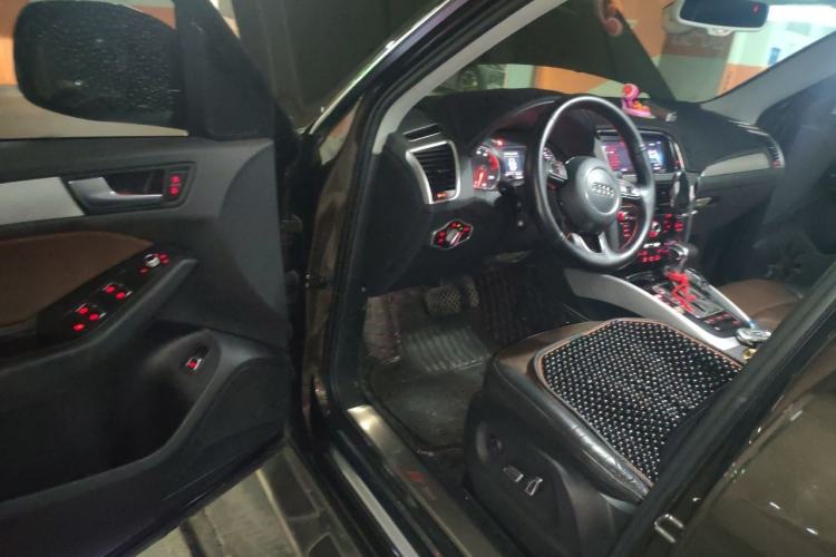Used Audi Q5 2016 40 TFSI Technology Edition Driver Seat
