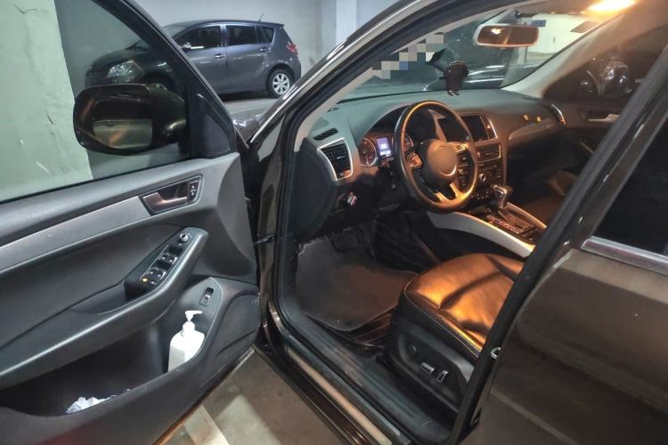 Used Audi Q5 2016 40 TFSI Technology Edition Driver Seat