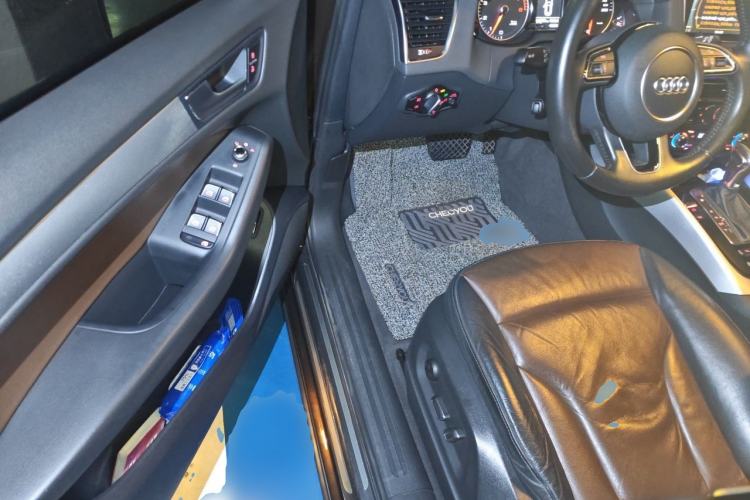 Used Audi Q5 2016 40 TFSI Technology Edition Driver Seat