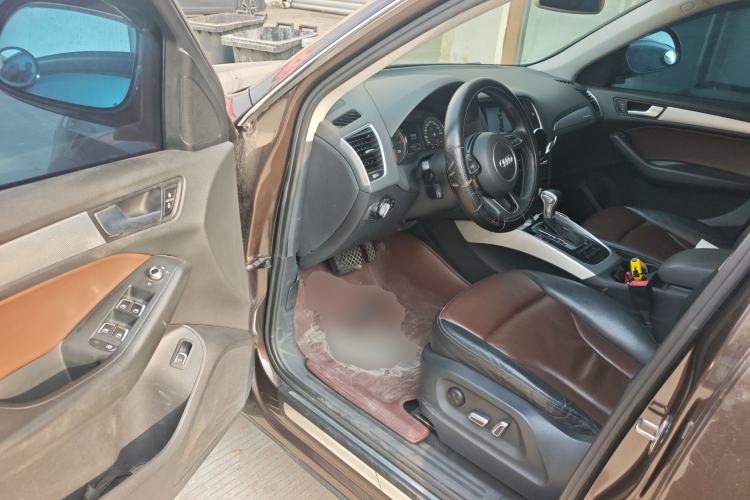 Used Audi Q5 2016 40 TFSI Technology Edition Driver Seat