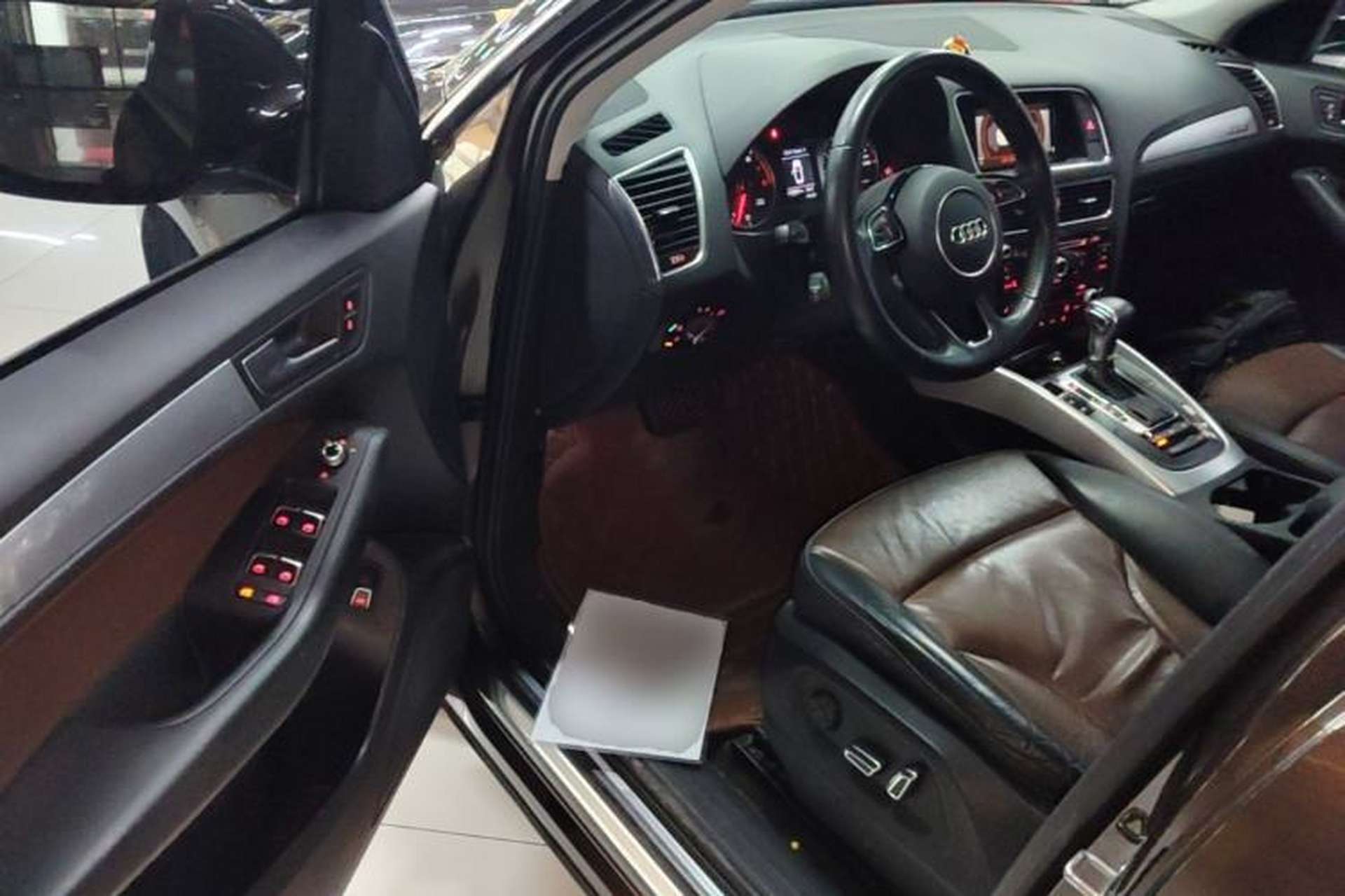 Used Audi Q5 2016 40 TFSI Technology Edition Driver Seat