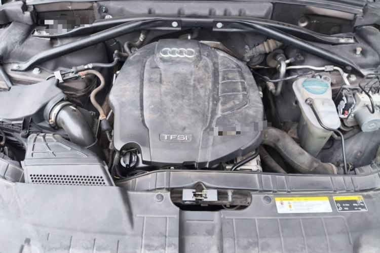 Used Audi Q5 2016 40 TFSI Technology Edition Engine Bay