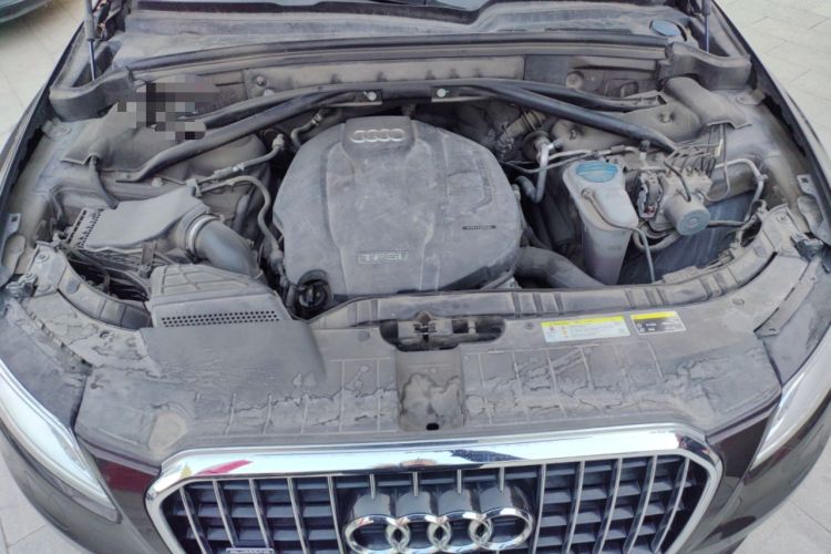 Used Audi Q5 2016 40 TFSI Technology Edition Engine Bay