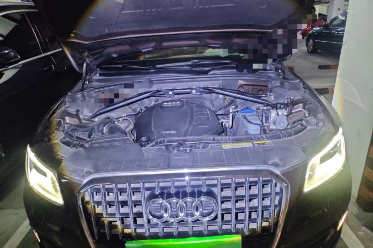 Used Audi Q5 2016 40 TFSI Technology Edition Engine Bay