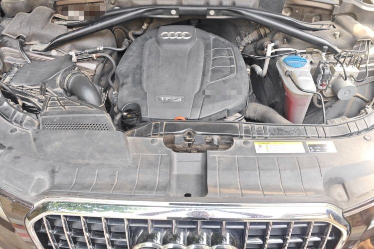 Used Audi Q5 2016 40 TFSI Trendy Edition Engine Bay