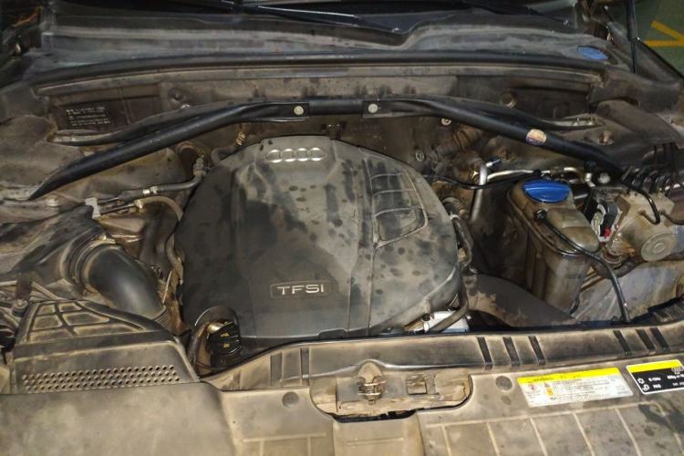 Used Audi Q5 2016 40 TFSI Trendy Edition Engine Bay