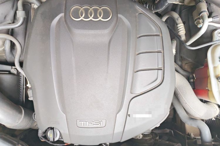 Used Audi Q5 2016 40 TFSI Trendy Edition Engine Bay