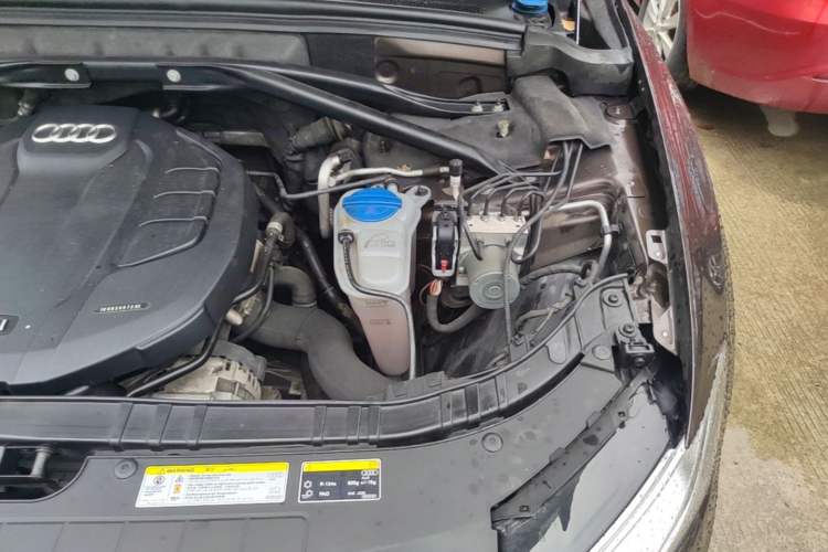 Used Audi Q5 2016 40 TFSI Trendy Edition Engine Bay Left