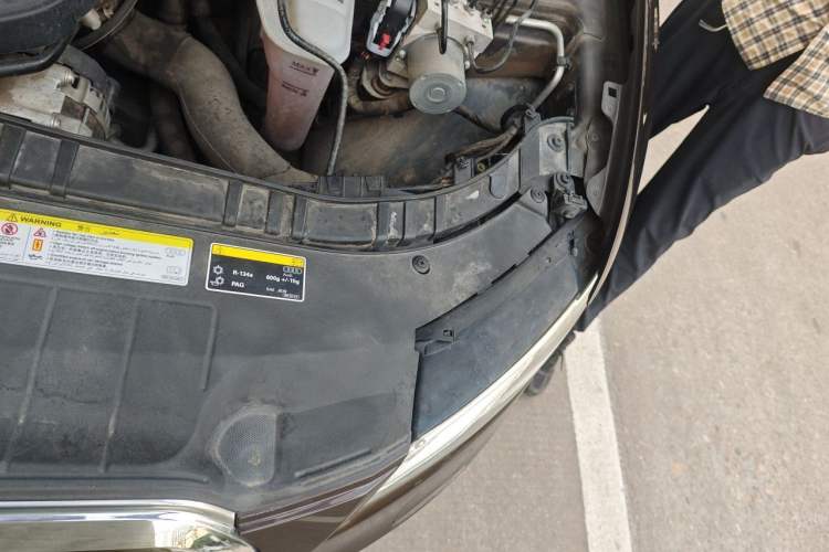 Used Audi Q5 2016 40 TFSI Technology Edition Engine Bay Left