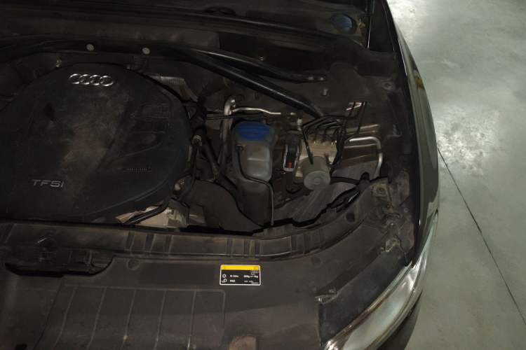 Used Audi Q5 2016 40 TFSI Technology Edition Engine Bay Left