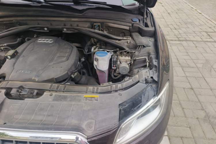Used Audi Q5 2016 40 TFSI Trendy Edition Engine Bay Left