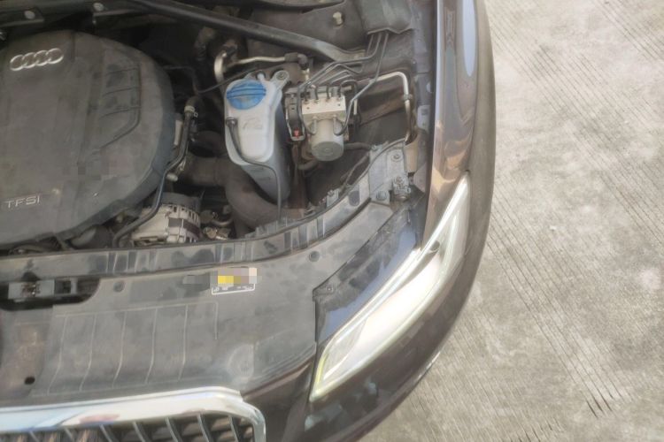Used Audi Q5 2016 40 TFSI Technology Edition Engine Bay Left