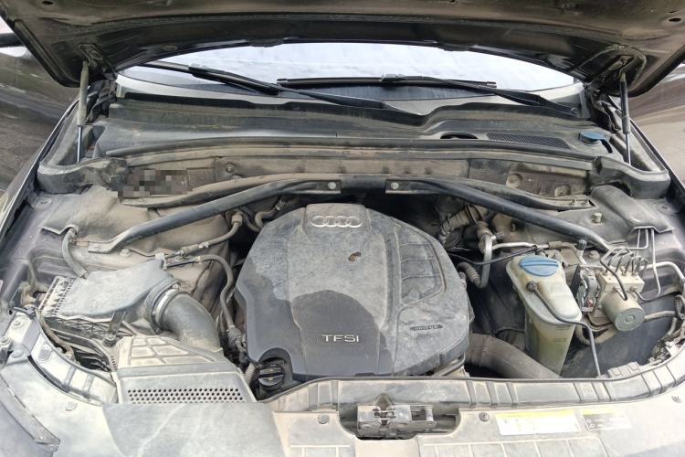 Used Audi Q5 2016 40 TFSI Technology Edition Engine Bay