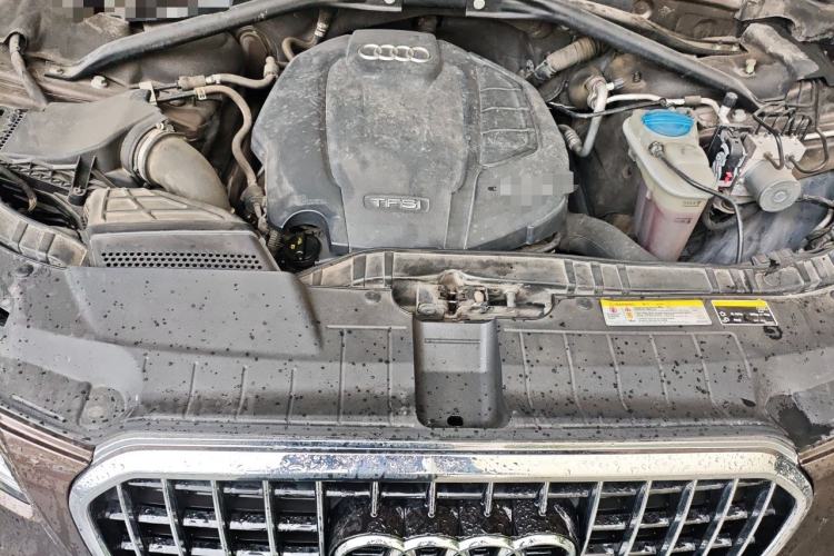 Used Audi Q5 2016 40 TFSI Technology Edition Engine Bay