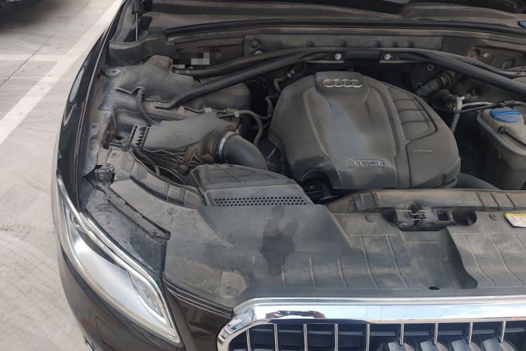Used Audi Q5 2016 40 TFSI Trendy Edition Engine Bay Right