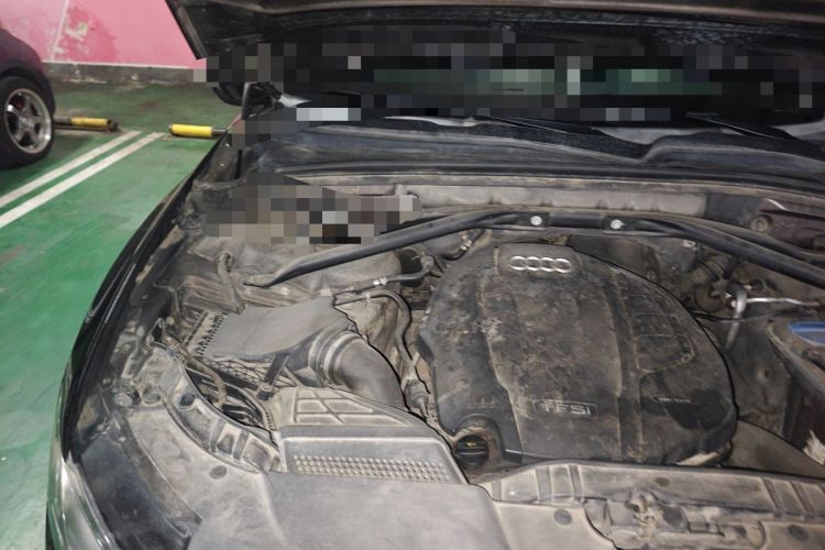 Used Audi Q5 2016 40 TFSI Technology Edition Engine Bay Right