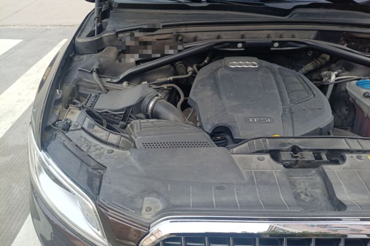 Used Audi Q5 2016 40 TFSI Technology Edition Engine Bay Right