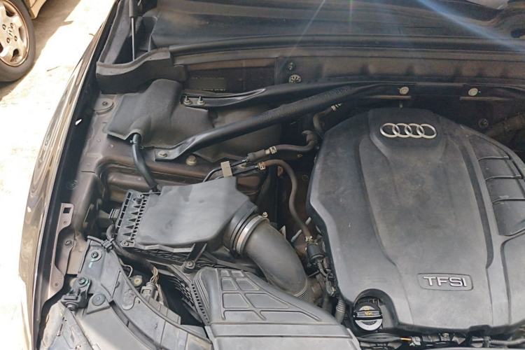 Used Audi Q5 2016 40 TFSI Trendy Edition Engine Bay Right