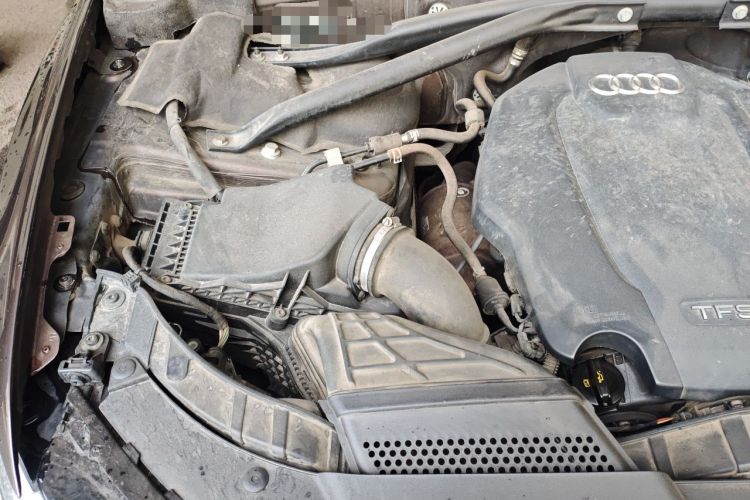Used Audi Q5 2016 40 TFSI Technology Edition Engine Bay Right