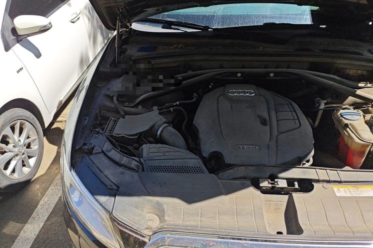 Used Audi Q5 2016 40 TFSI Technology Edition Engine Bay Right