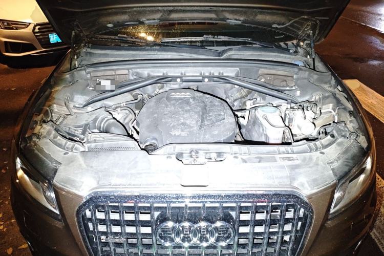 Used Audi Q5 2016 40 TFSI Trendy Edition Engine Bay