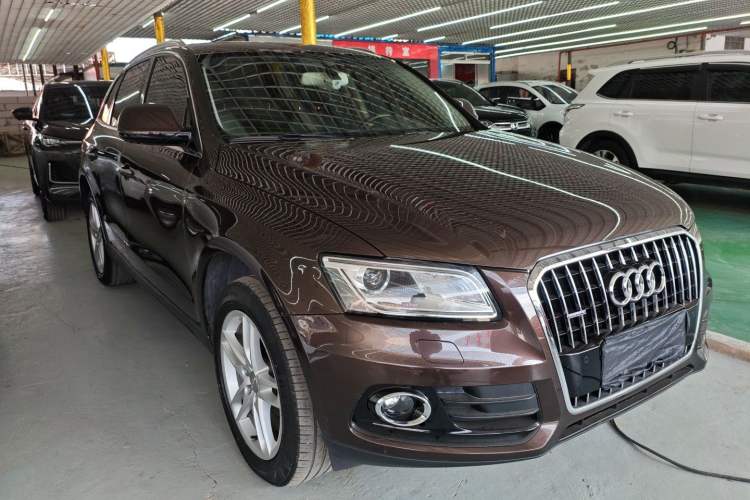 Used Audi Q5 2016 40 TFSI Comfort Model Exterior 1