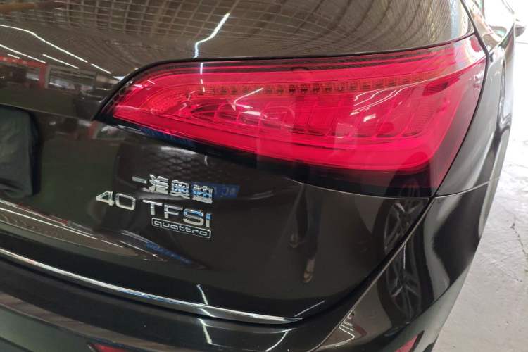 Used Audi Q5 2016 40 TFSI Comfort Model Exterior 2
