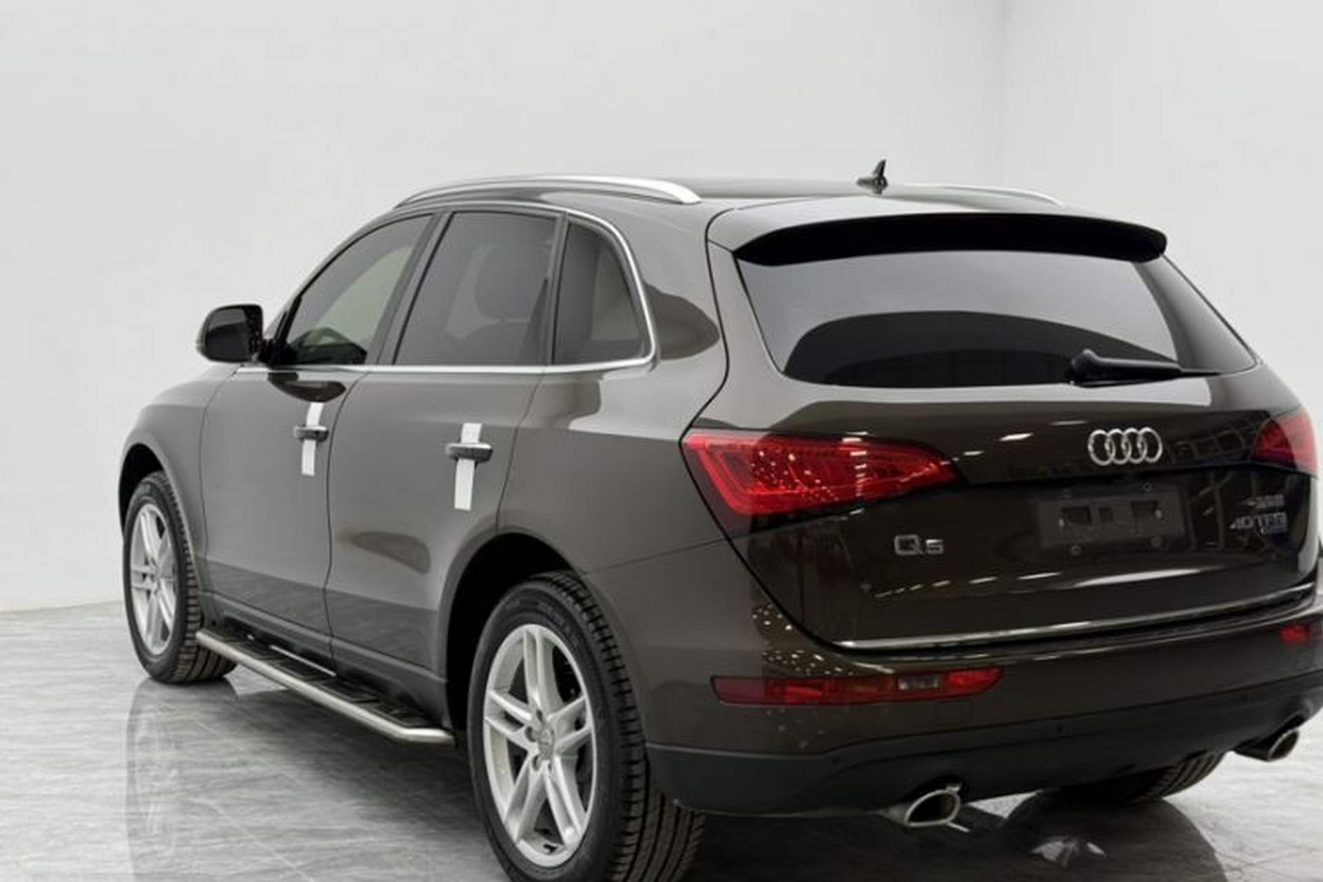 Used Audi Q5 2016 40 TFSI Comfort Model Exterior 3