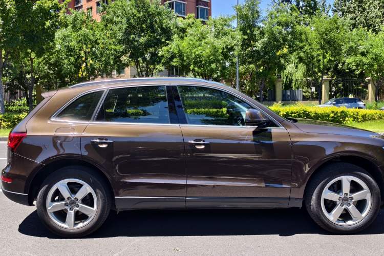 Used Audi Q5 2016 40 TFSI Technology Edition Exterior 3