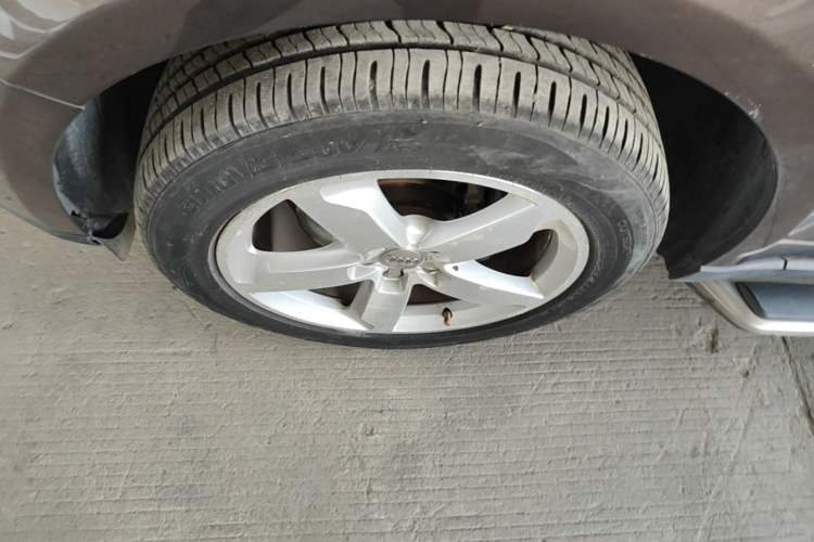 Used Audi Q5 2016 40 TFSI Technology Edition Exterior 4